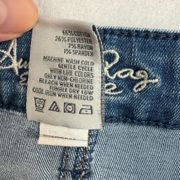 American Rag Button Down Jean Denim Mini Skirt Womens Size 1 - Picture 4 of 7